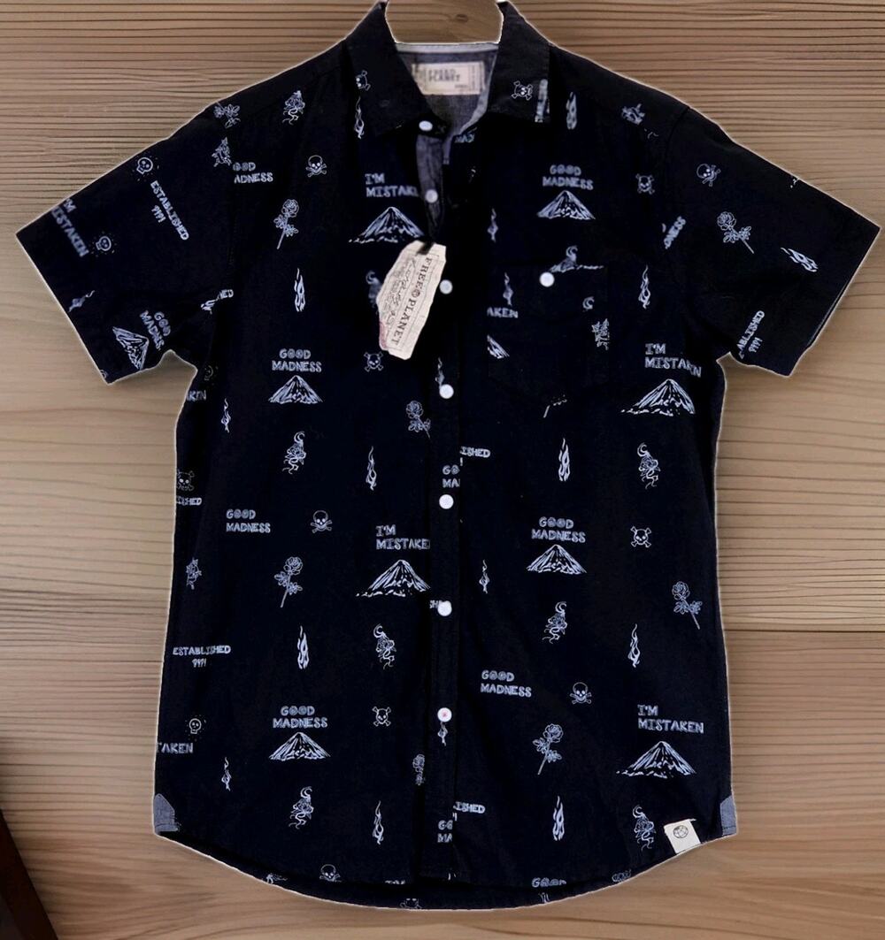 Free Planet Good Madness Men's Small Short Sleeve Button Up Shirt Black NWT